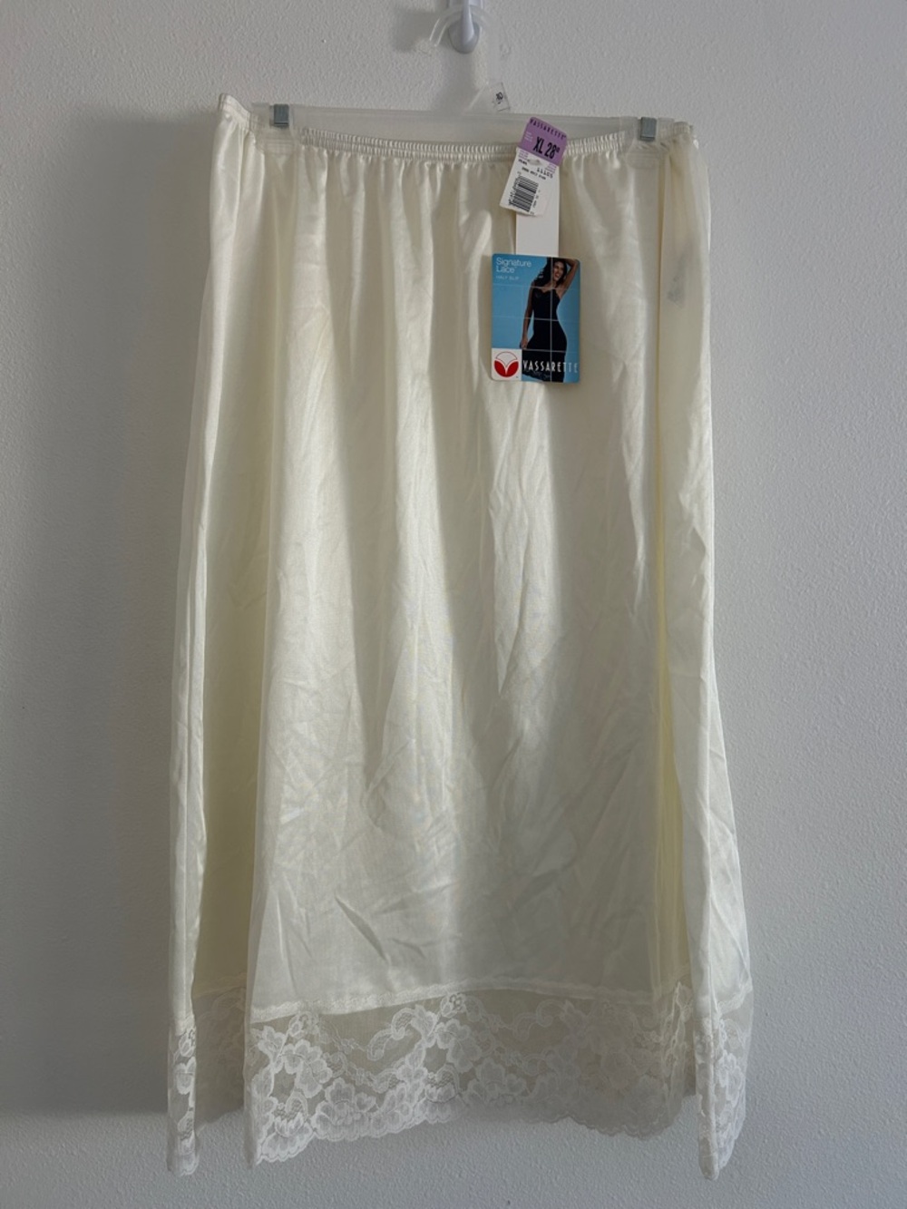 Vintage Vassarette ivory half slip XL lace NWT